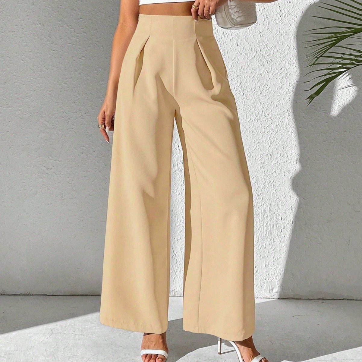 Ladies Elegant High Waist Palazzo Pants with Front Pleat and Wide Legs Chic and Style