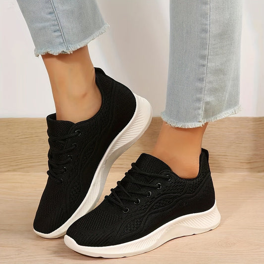 Baskets de sport pour femmes avec matériau supérieur respirant et semelle extérieure antidérapante Chic und Stil