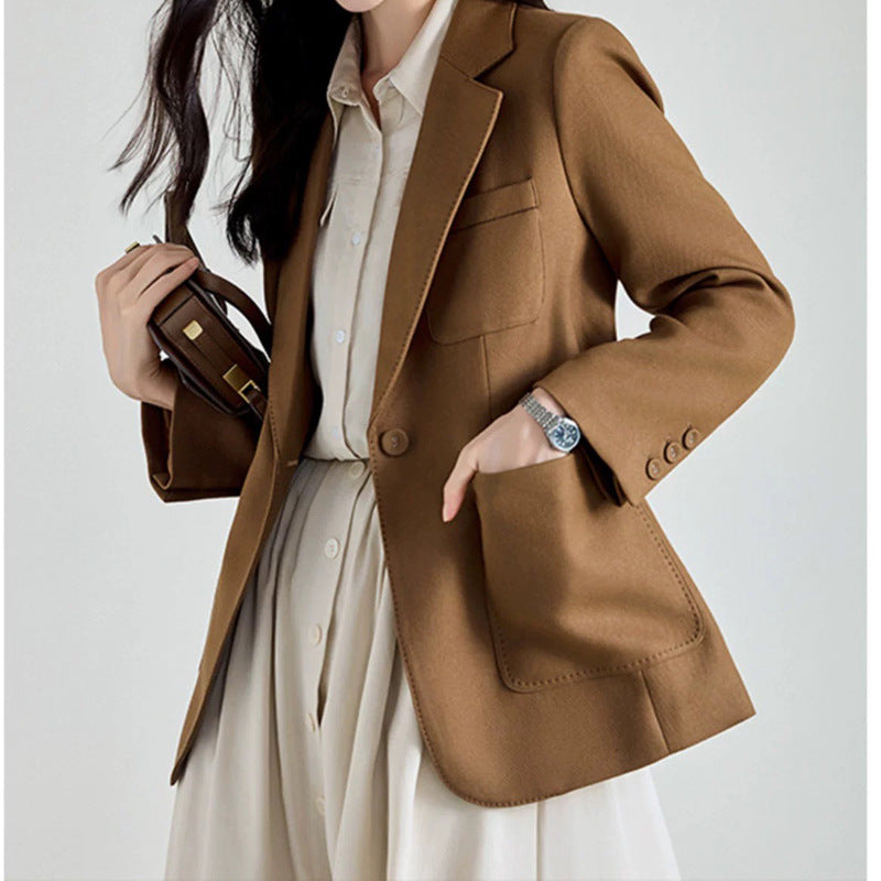Blazer Structuré Femme avec Coupe Ajustée Chic und Stil
