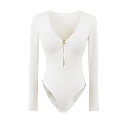 Body féminin à manches longues avec décolleté en V élégant et détail de bague décoratif Chic und Stil