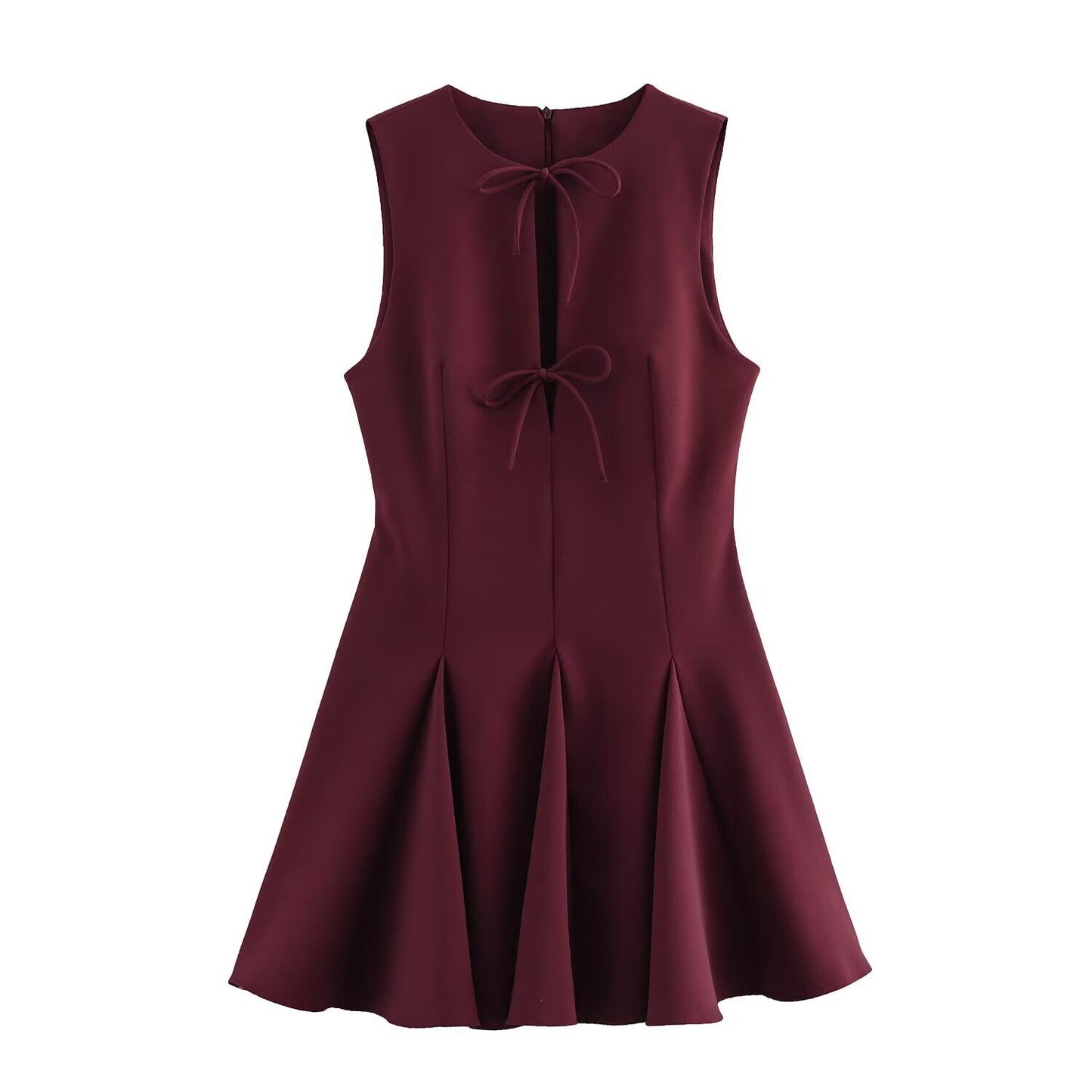 Robe de loisirs pour femmes avec des détails de nœuds raffinés et un ourlet flottant Chic und Stil