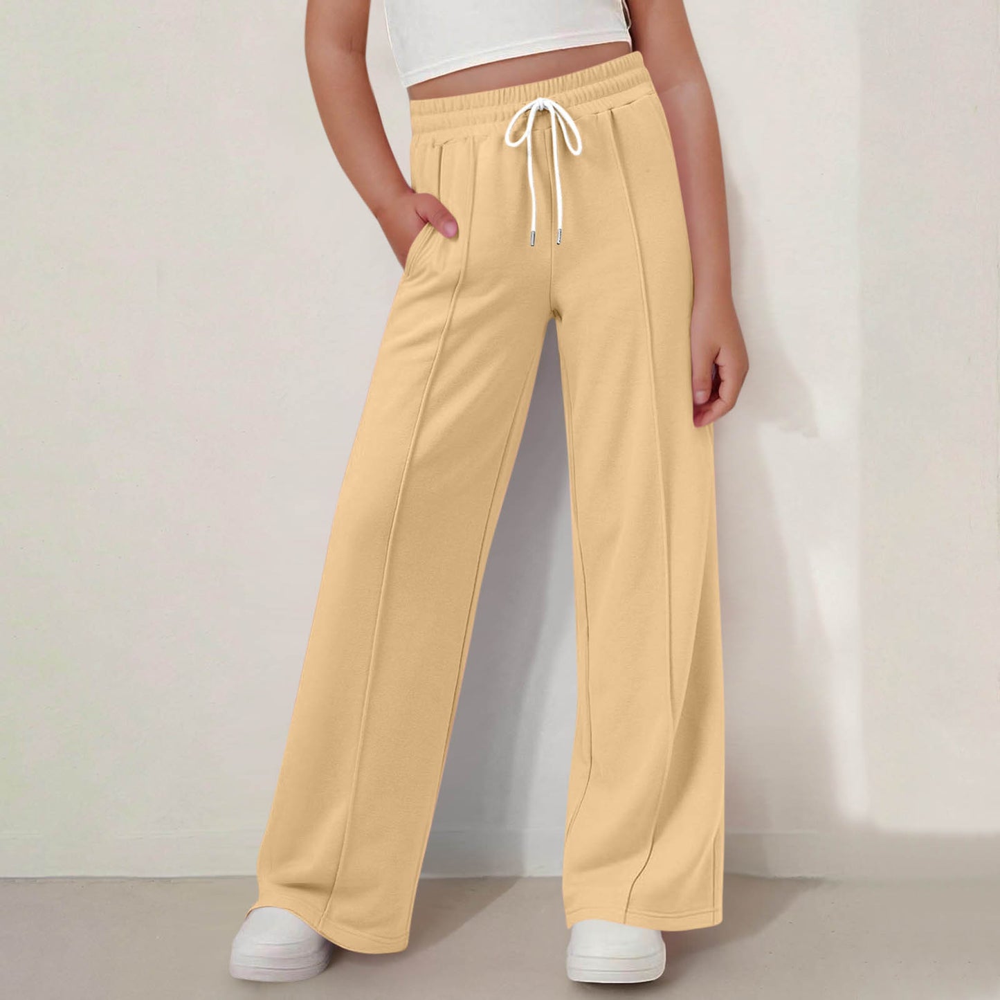 Chic and Style wide sports pants for women