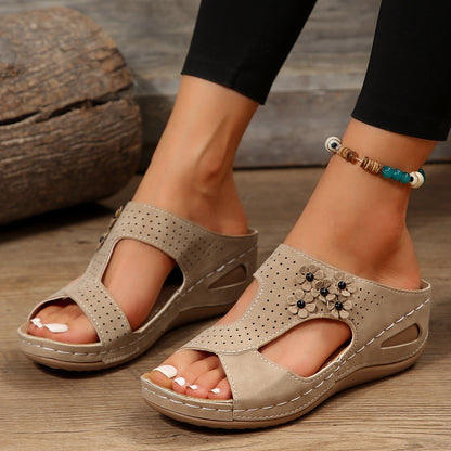 Sandales à la mode pour femmes avec des inserts respirants et une semelle antidérapante Chic und Stil