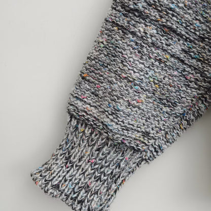 Dame gilet en tricot avec motif d'oiseau coloré Chic und Stil