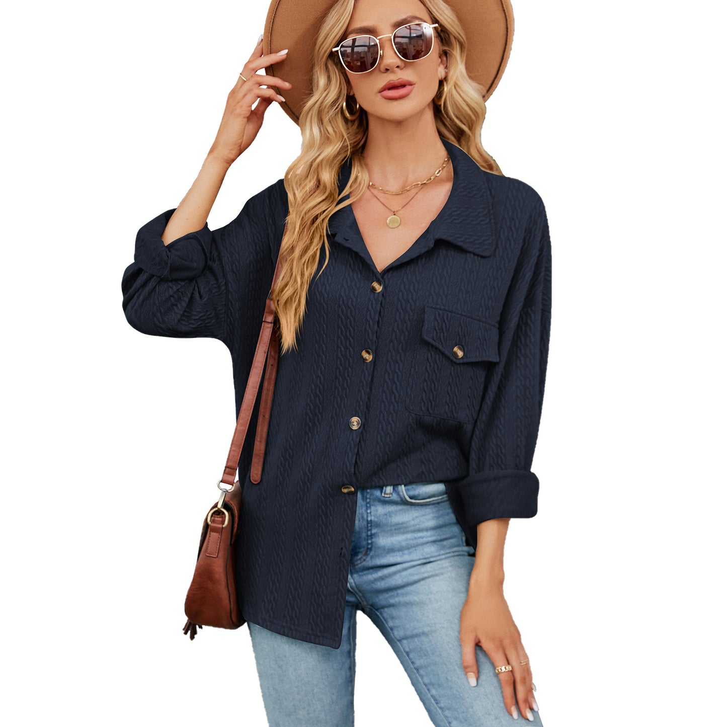 Chemise overshirt décontractée pour femmes avec design structuré Chic und Stil