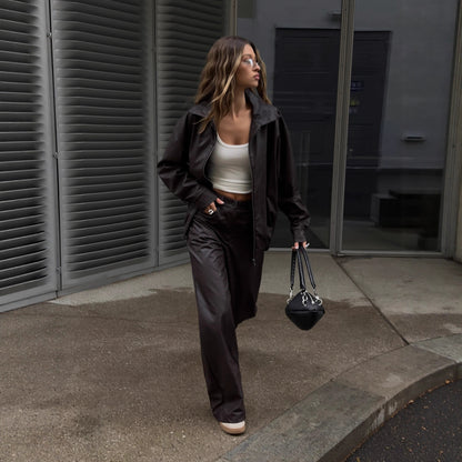 Casual synthetic leather set for women with oversized jacket and comfortable pants Chic and Style