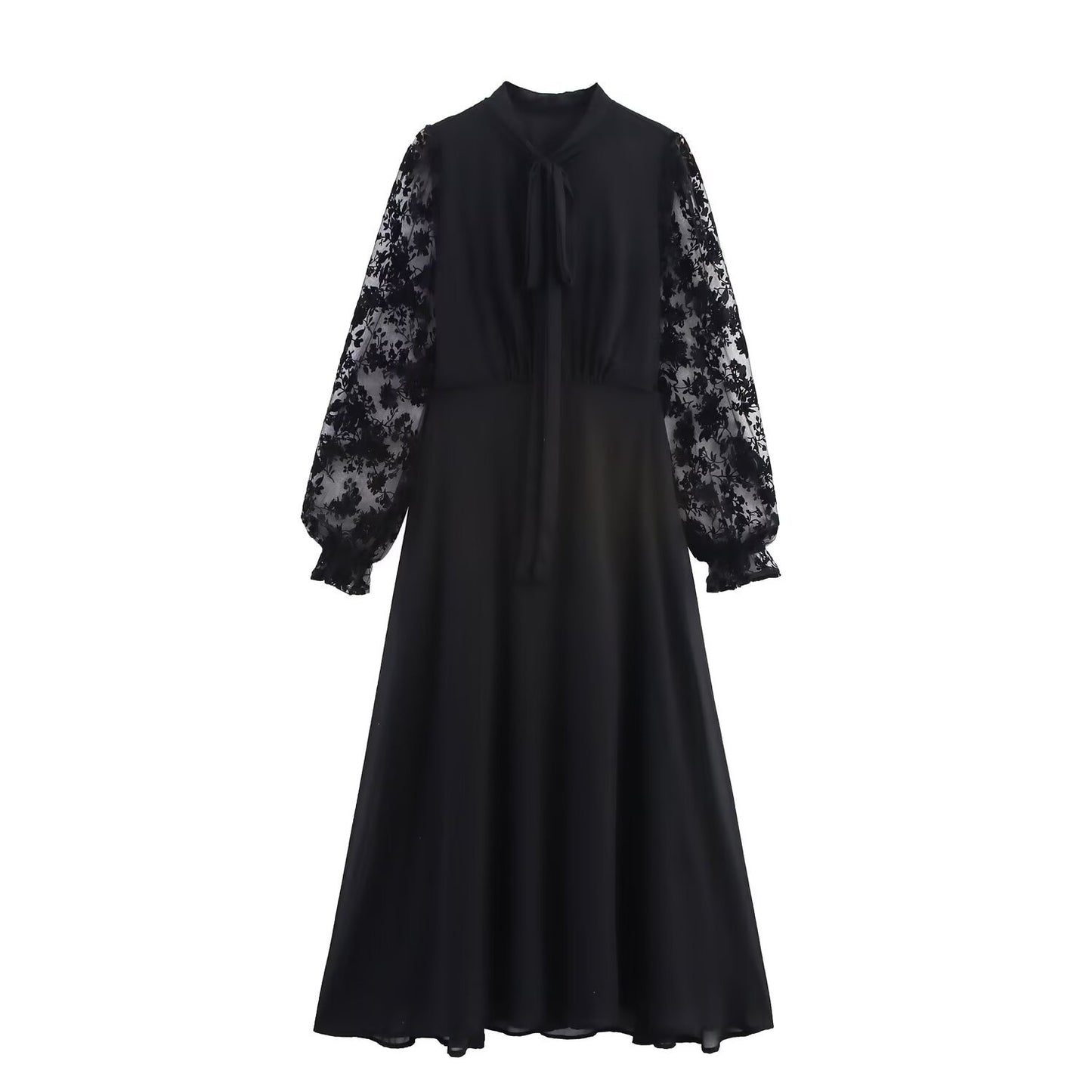 Robe maxi femme avec haut en dentelle floral et élégant ceinturon à nouer Chic und Stil