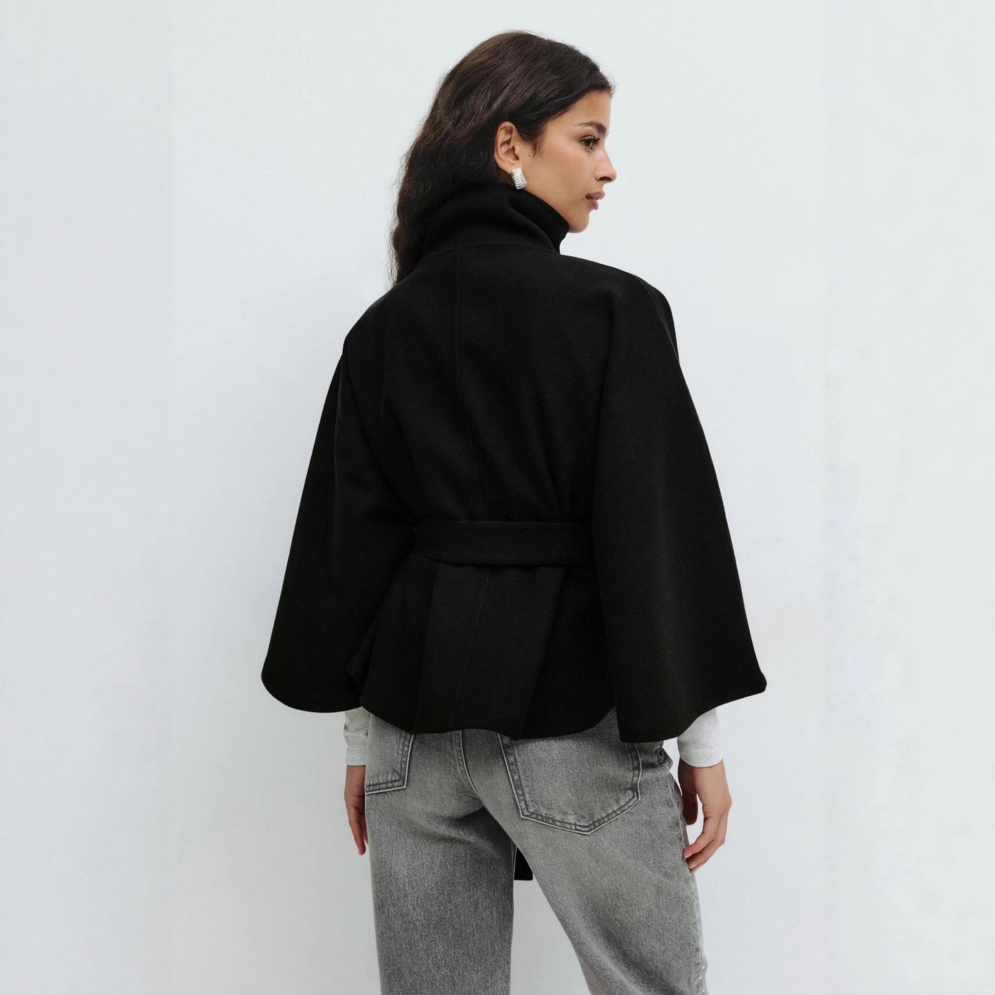 Femme Veste Cape Élégante avec Ceinture Chic & Stil