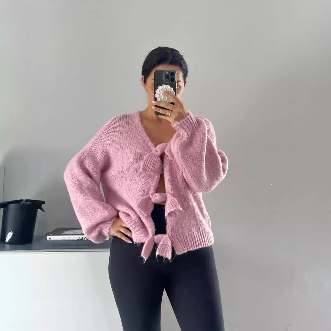 Dames Cardigan douillet avec des nœuds décoratifs et une coupe large Chic und Stil