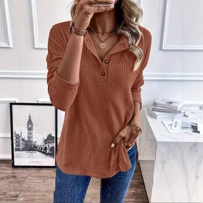 Pull ribbed de loisirs pour femmes avec patte de boutonnage et manches 3/4 Chic und Stil