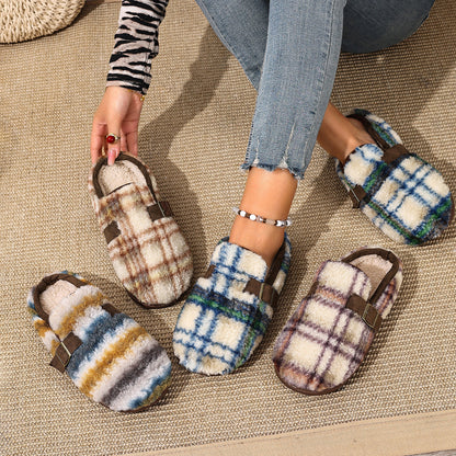 Chaussons d'intérieur chauds pour femmes avec motif à carreaux et semelle confortable Chic und Stil
