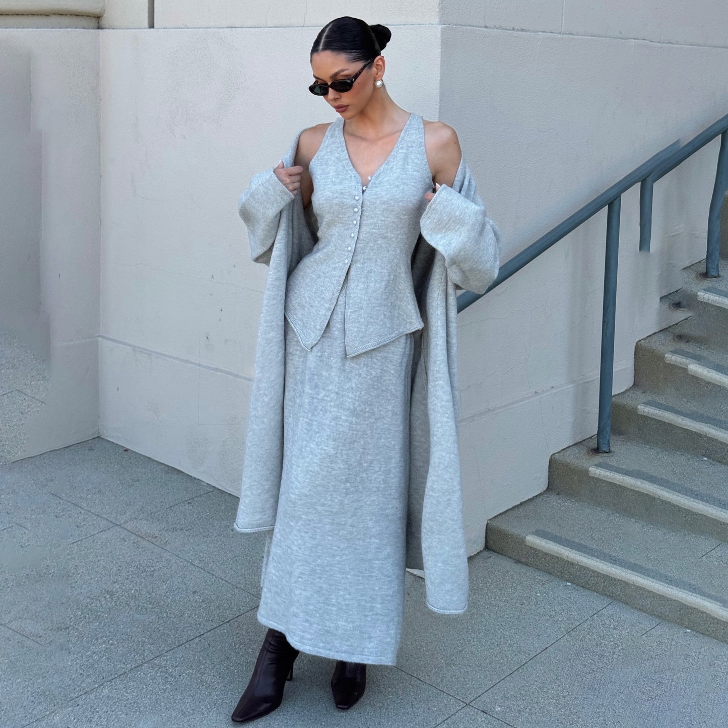 Dames Ensemble tricot élégant avec cardigan long et top sans manches Chic und Stil