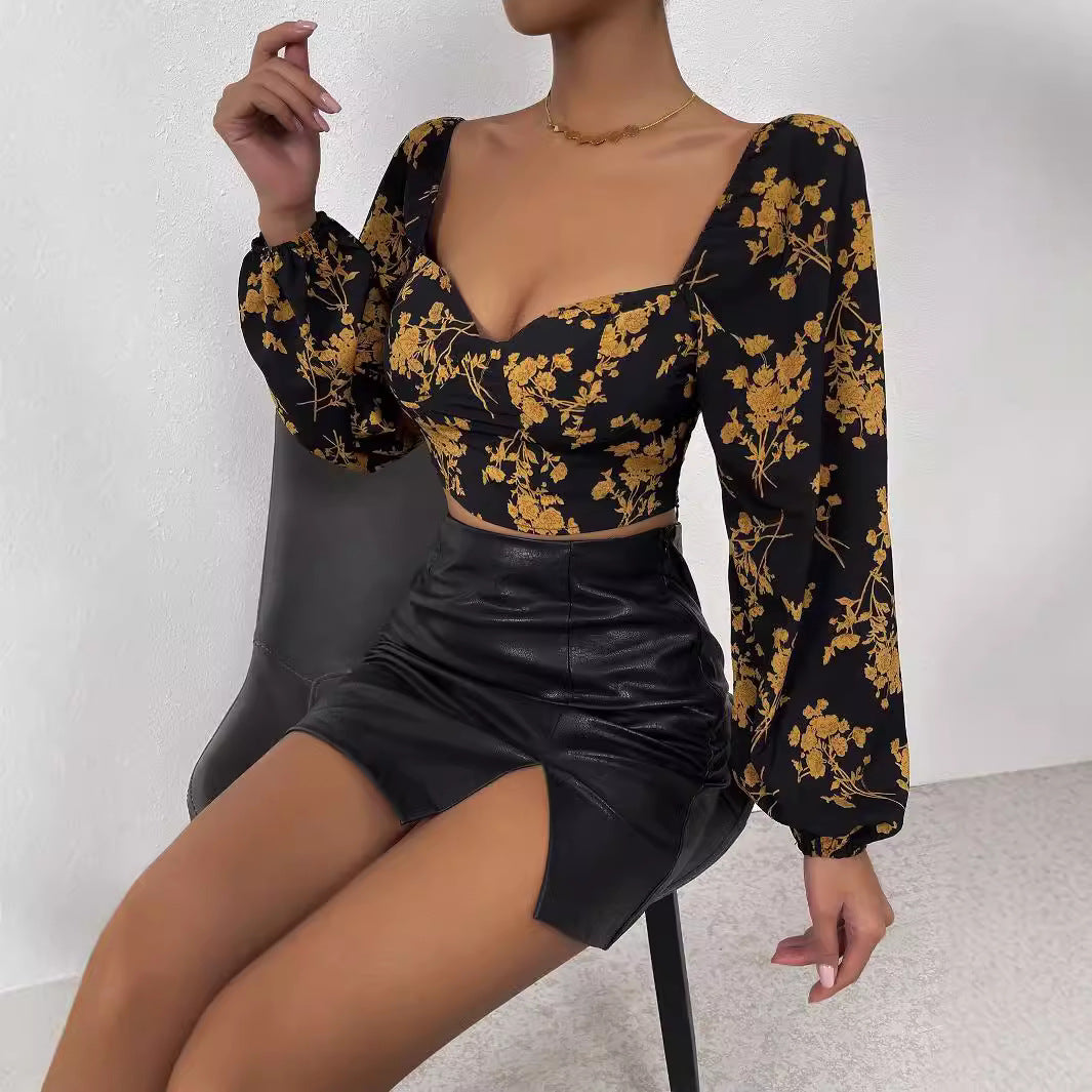 Haut court pour femmes avec motif floral et élégante manche bouffante Chic & Stil