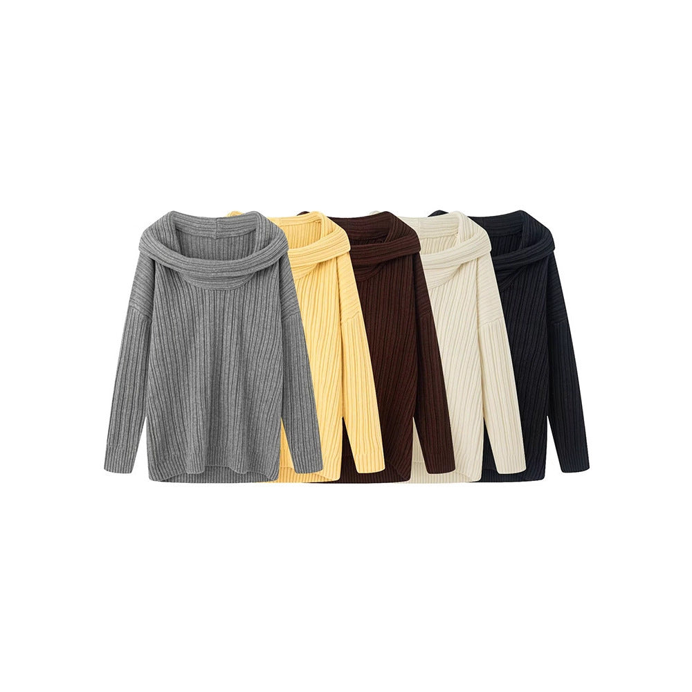 Pullover knit for women with an elegant turtleneck Chic und Stil