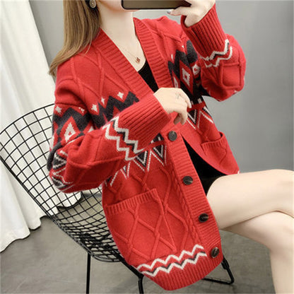 Cardigan en tricot épais pour femmes avec un motif moderne et des poches pratiques Chic und Stil
