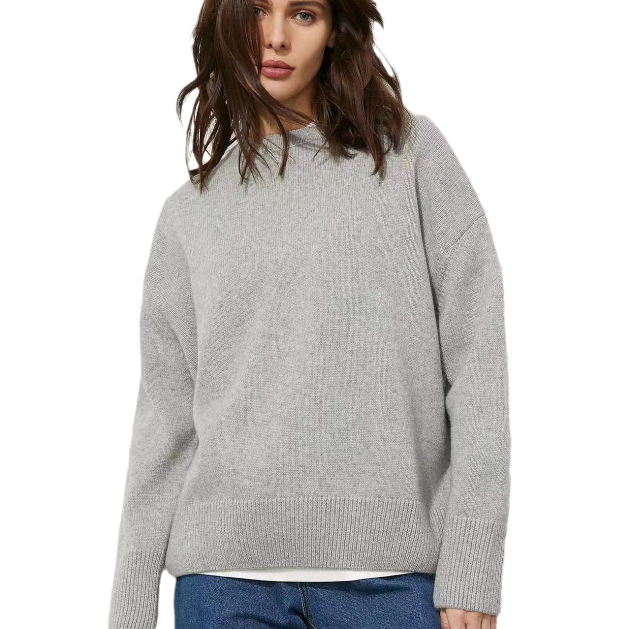 Pull en fine maille douillette pour femmes avec une coupe ample et un col rond Chic und Stil