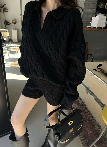 Pull en tricot pour femmes avec motif en torsade tendance et décolleté V profond Chic und Stil