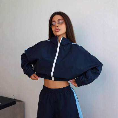 Ensemble de loisirs sportif pour femmes avec haut respirant et shorts Chic und Stil