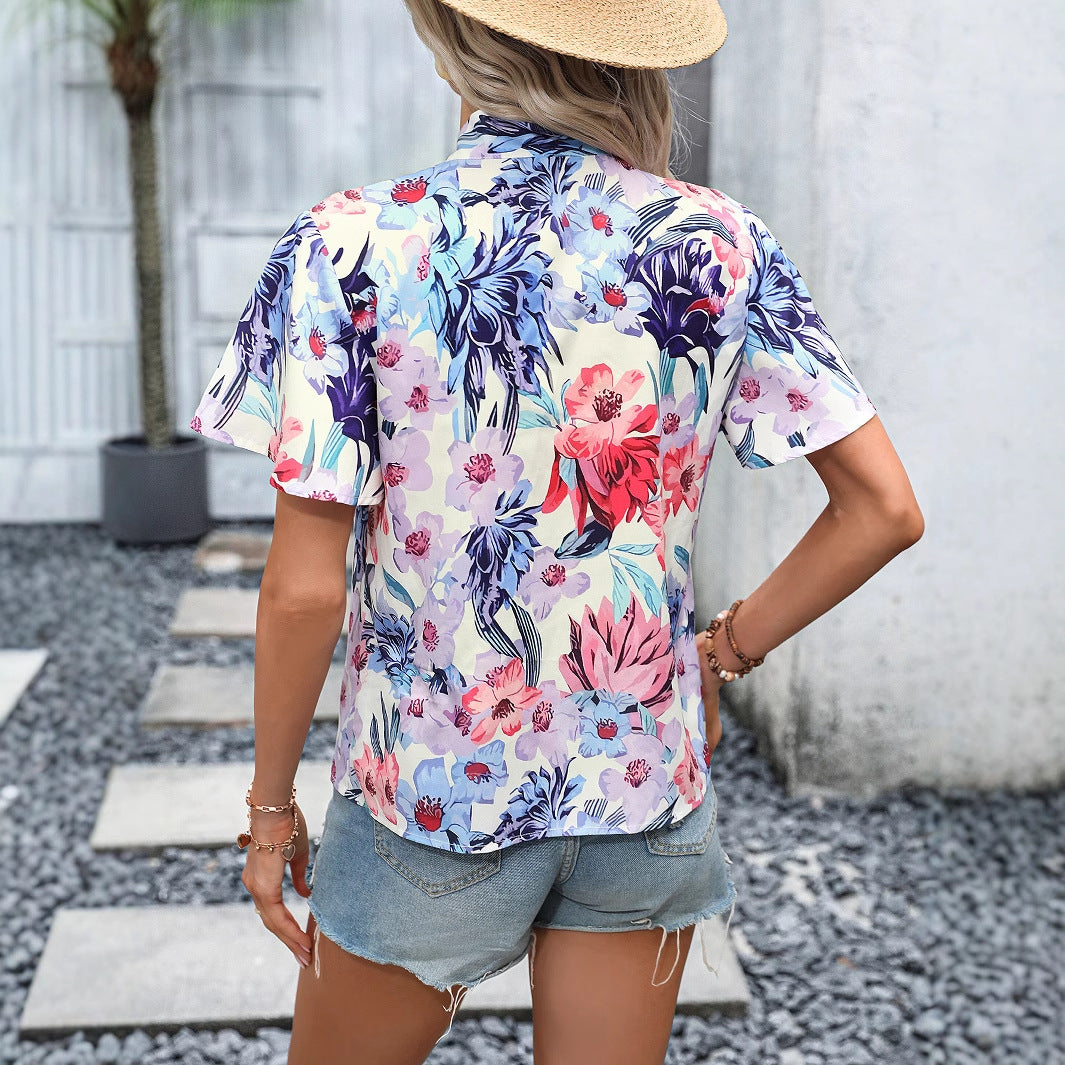 Chemisier femme avec motif à boucles et fleurs Chic und Stil