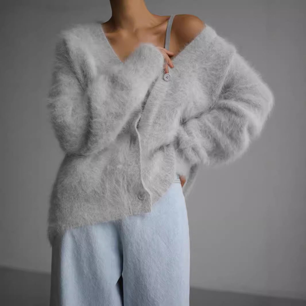 Dames doux cardigan en tricot avec une proportion de mohair luxueux et coupe décontractée Chic und Stil