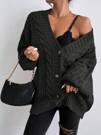 Dames grosse tricot cardigan avec des manches larges et des détails de boutons Chic und Stil