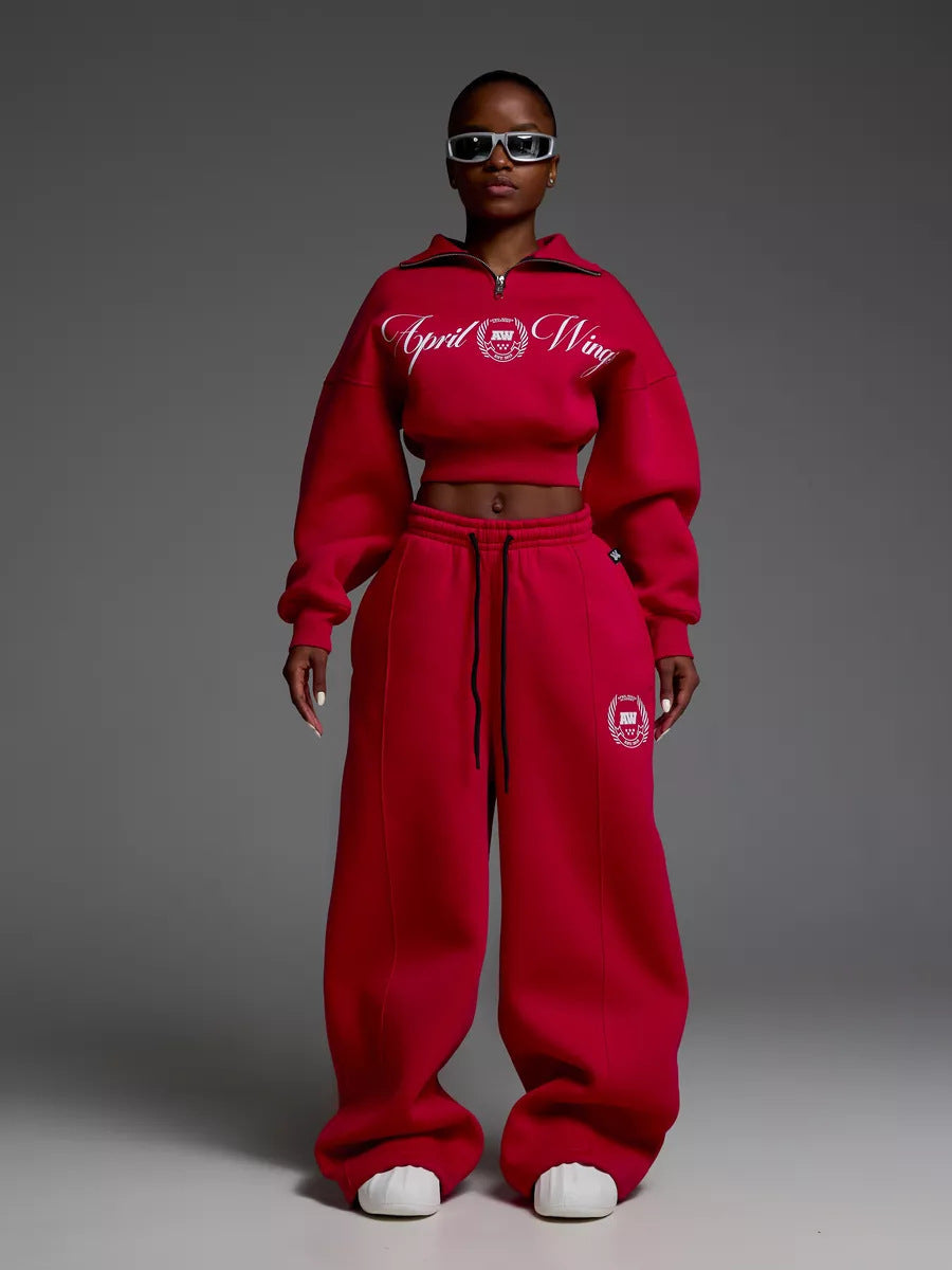 Ladies Short Sporty Sweatshirt and Casual Pants Set Chic and Style