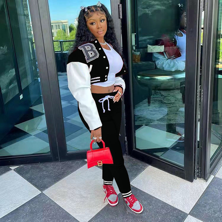 Oversized casual outfit for women with cropped jacket and jogger pants Chic und Stil