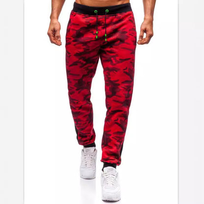 Comfortable sports pants for men with camouflage pattern and elastic waistband Chic and Style