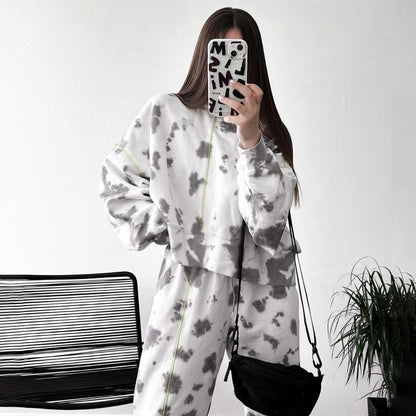 Ensemble décontracté pour femmes en sweat-pants douillets et hoodie Chic und Stil