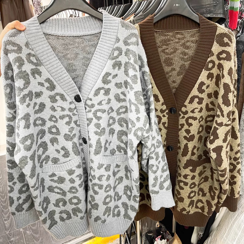 Dames Cardigan léger en tricot avec motif léopard texturé Chic und Stil