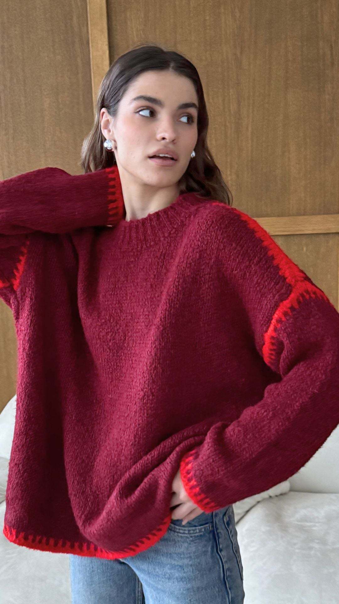 Pull en tricot douillet pour femmes avec des détails d'accent contrastants Chic und Stil