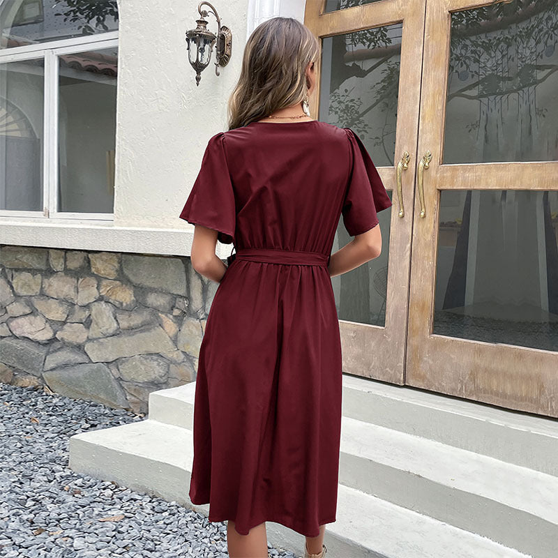Robe midi à bouton enroulé pour femme avec pochette de ceinture Chic und Stil