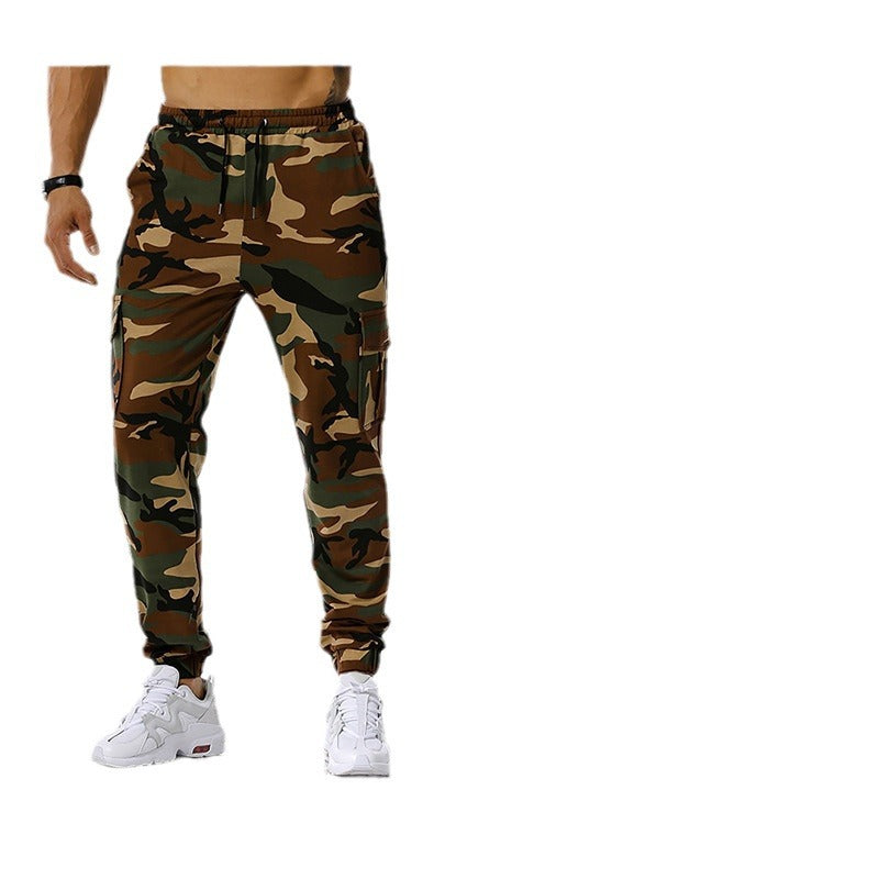 Camouflage cargo pants for men with elastic waistband and practical side pockets Chic and Style