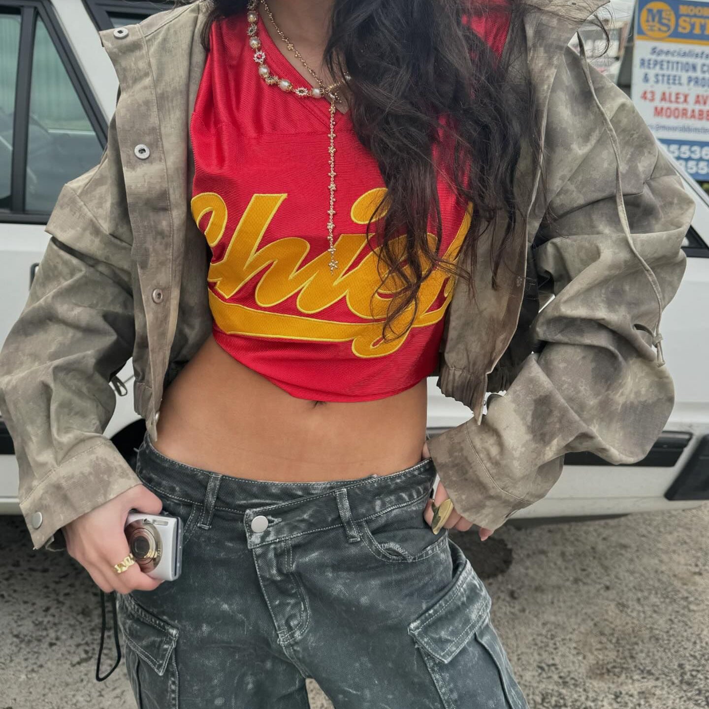 Casual cargo pants for women with innovative details and a modern fit Chic and Style