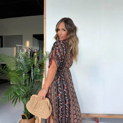 Robe maxi élégante pour femmes avec imprimé à la mode et décolleté en V Chic und Stil