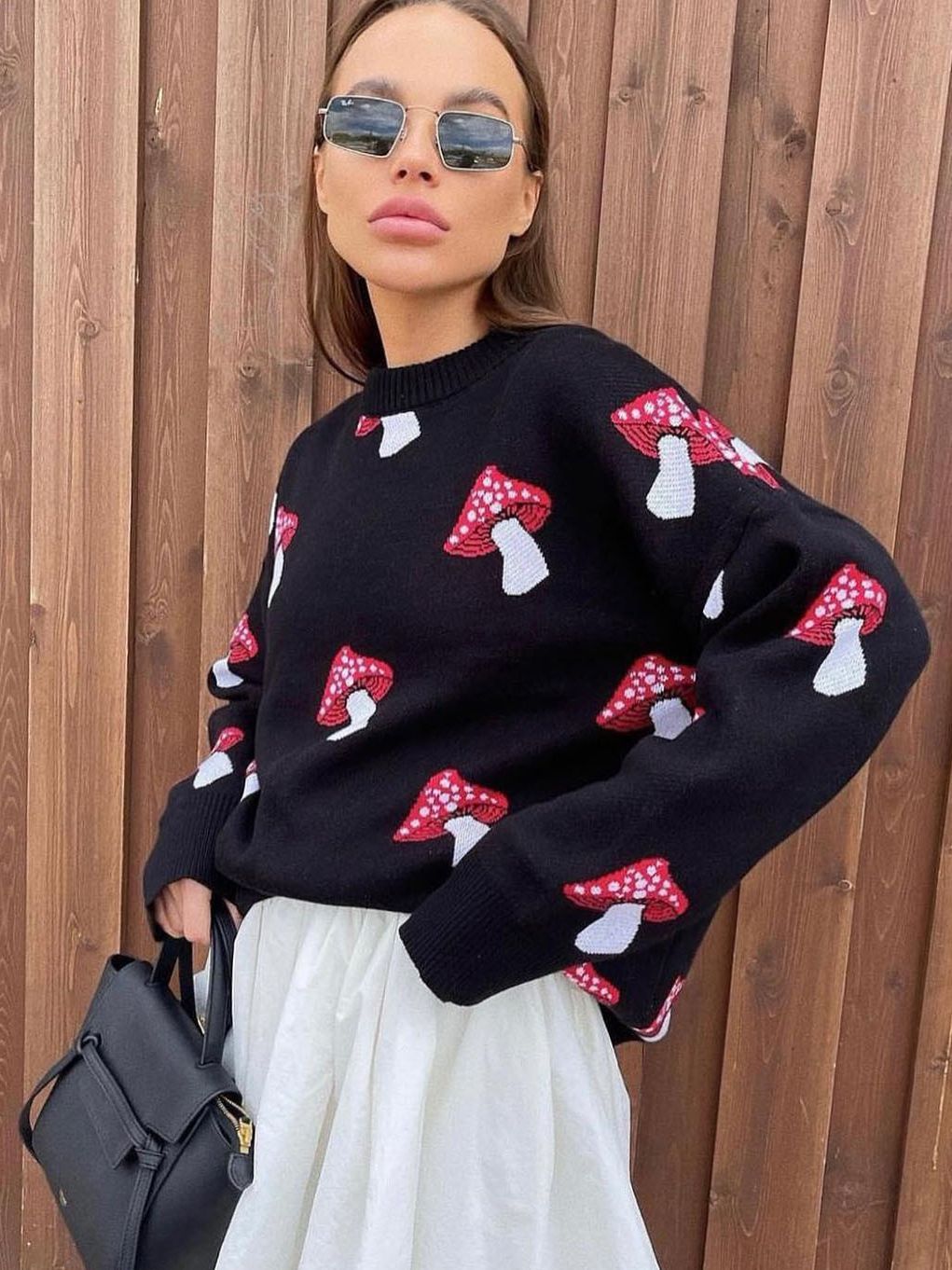 Pull en tricot pour dames avec motif de champignon ludique Chic und Stil