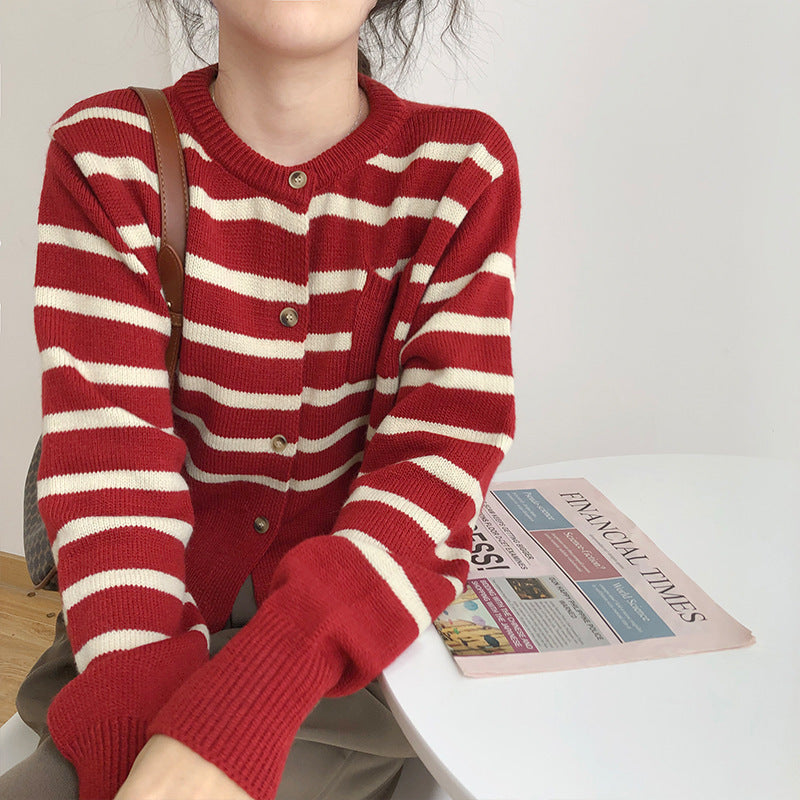 Dames cardigan avec motif rayé Chic und Stil