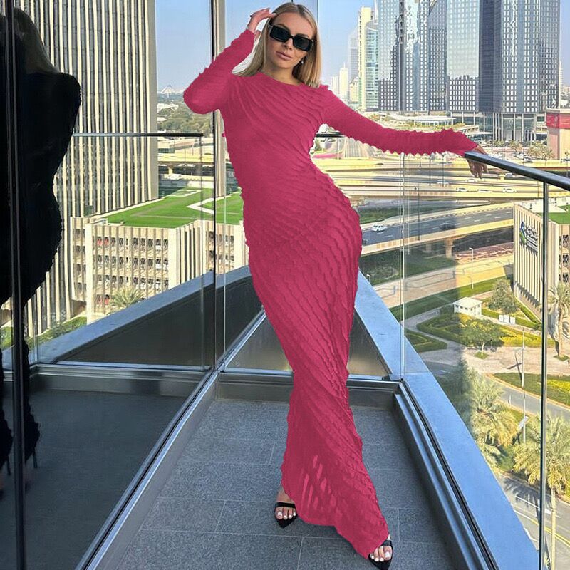 Robe longue élégante pour femmes avec un design en vagues Chic und Stil