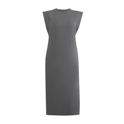 Robe maxi pour femmes avec des lignes épurées et des détails modernes sur les épaules Chic und Stil