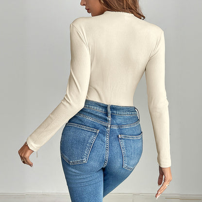 Chemisier à manches longues pour femmes avec patte de boutonnage décorative et fin motif en côtes Chic und Stil