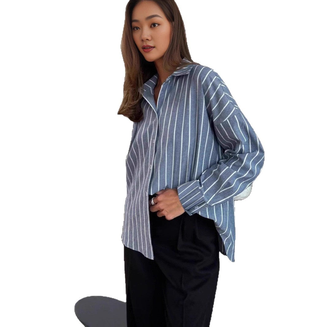 Chemise en coton décontractée pour femmes avec design rayé et coupe ample Chic und Stil