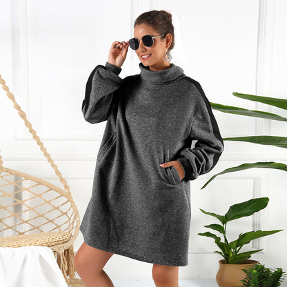 Robe sweat décontractée pour femme avec col montant et inserts latéraux Chic und Stil
