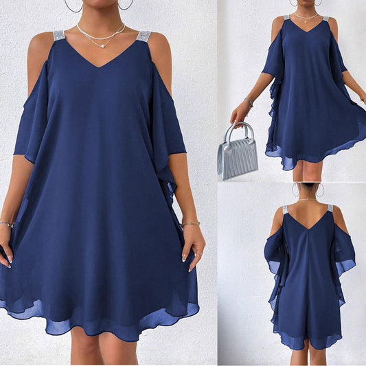 Robe en chiffon à épaules nues pour femmes avec des bretelles scintillantes Chic und Stil