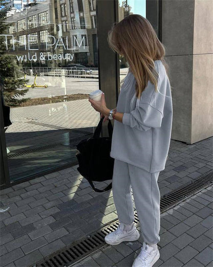 Ensemble décontracté pour femmes avec pull oversize et pantalons de jogging confortables Chic und Stil
