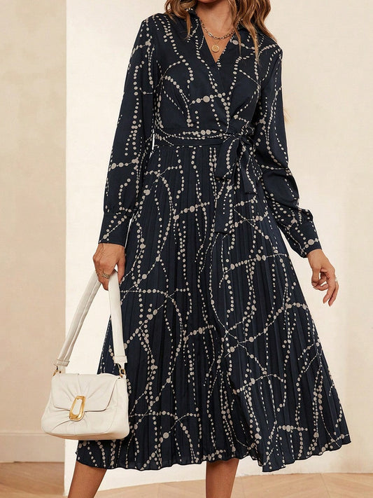 Robe portefeuille à manches longues avec drapé et nœud Chic und Stil