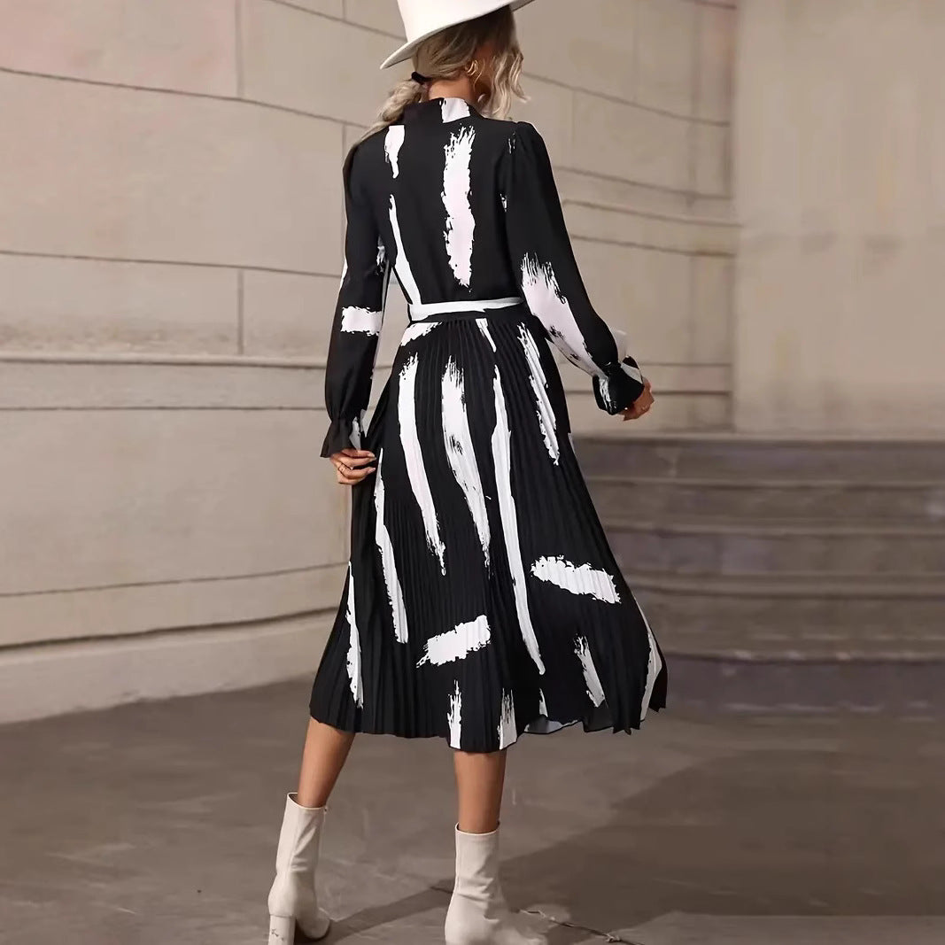 Robe chemise à manches longues pour femmes avec des détails plissés Chic und Stil