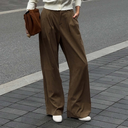 Wide corduroy pants for women with pleats Chic and Style