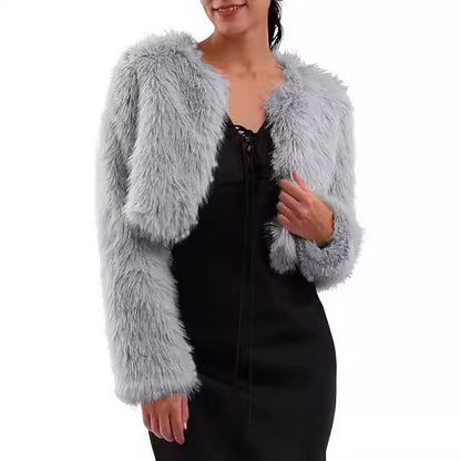 Dames courte veste glamour en fausse fourrure avec manches amples Chic und Stil
