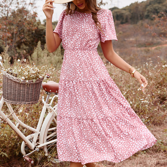 Robe maxi fluide pour femmes avec design floral et ceinture élastique à la taille Chic und Stil