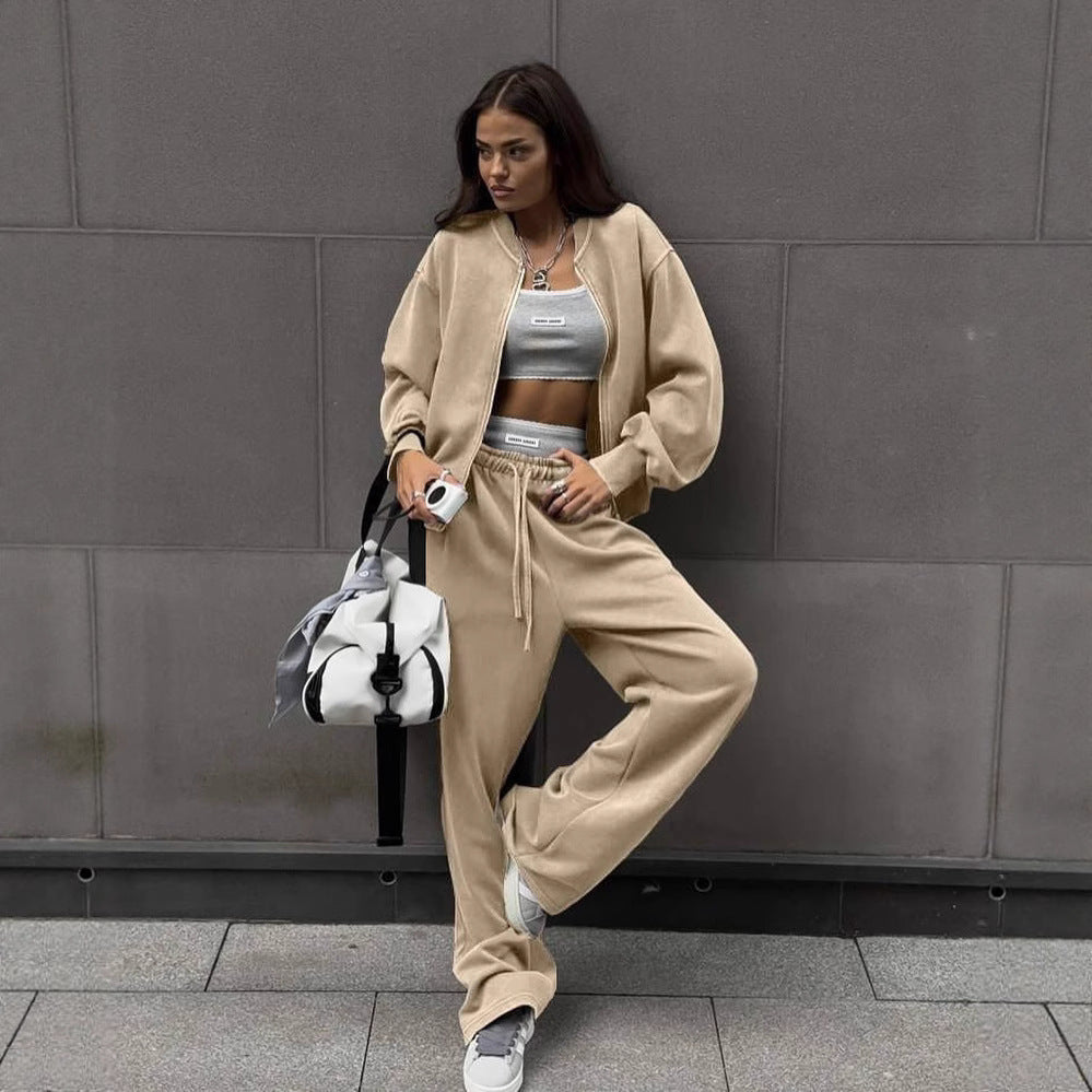 Casual outfit for women with wide pants and sporty jacket Chic and Style